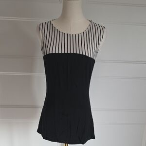 PattyBoutik Black and White Striped Tank Top